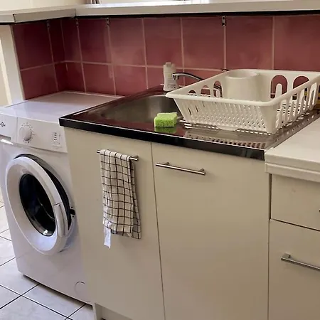Appartement T3 Entier Renove Avec Place De Parking *